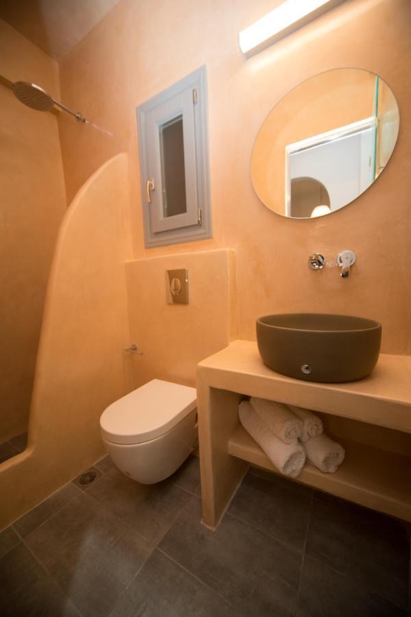 Markakis Studios Fira Town Экстерьер фото