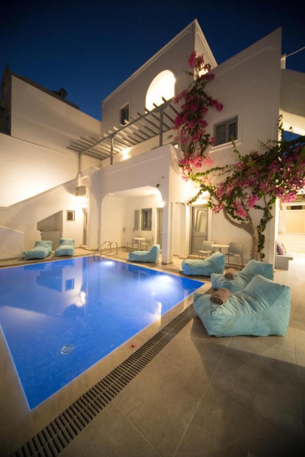 Markakis Studios Fira Town Экстерьер фото