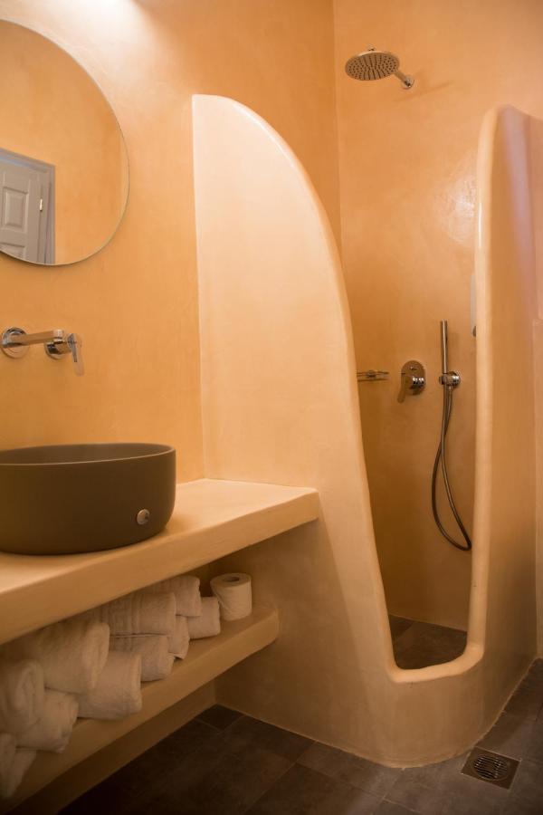 Markakis Studios Fira Town Экстерьер фото