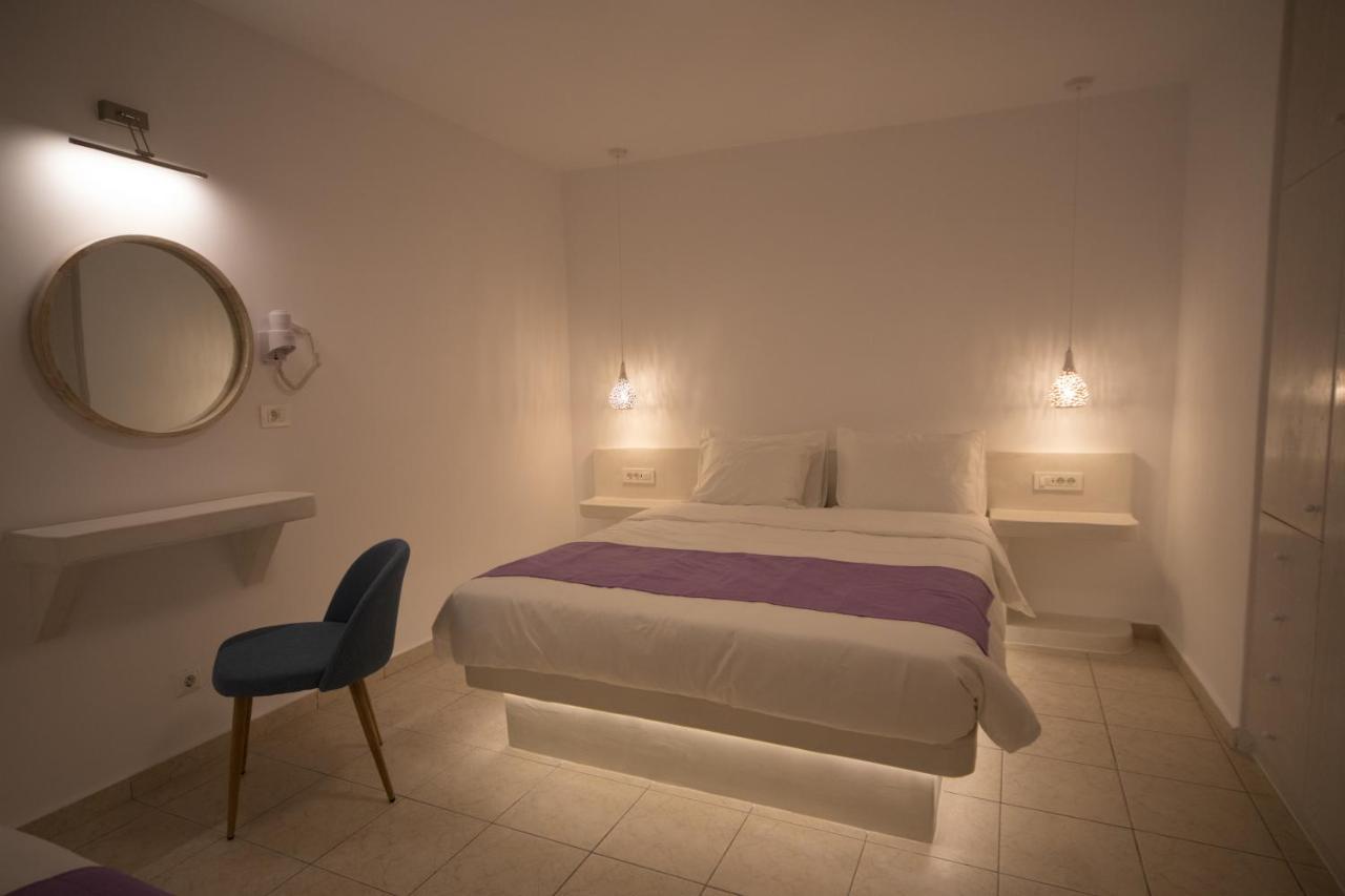 Markakis Studios Fira Town Экстерьер фото