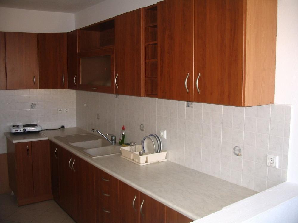 Markakis Studios Fira Town Экстерьер фото